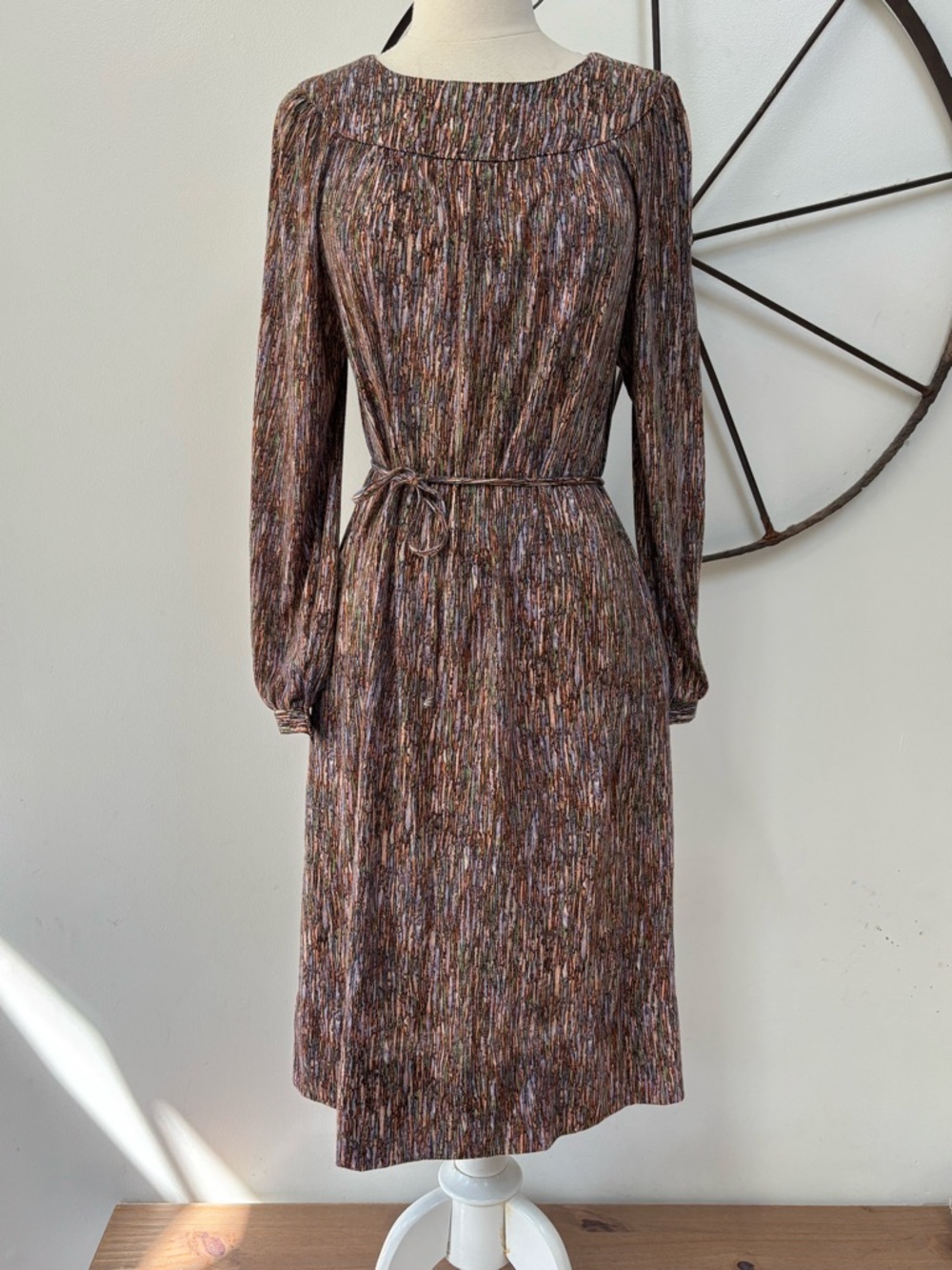Vintage 1970s Made in Italy Diane Von Furstenberg tie belt shift midi dress M